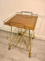 60/70s platen tafeltje op wieltjes, LP houder/bijzet tafel, Ophalen, Minder dan 55 cm, Zo goed als nieuw, 60 cm of meer