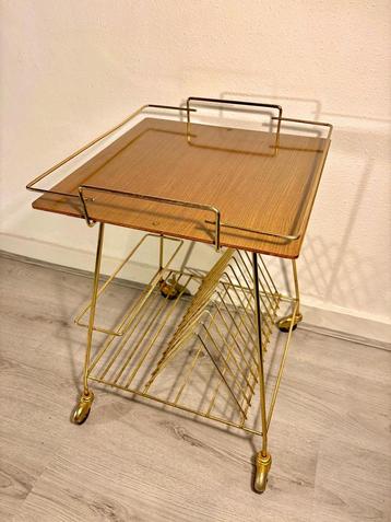 60/70s platen tafeltje op wieltjes, LP houder/bijzet tafel beschikbaar voor biedingen