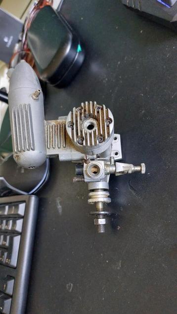 GP .25 4cc nitro motor te koop met 2A OS carb beschikbaar voor biedingen