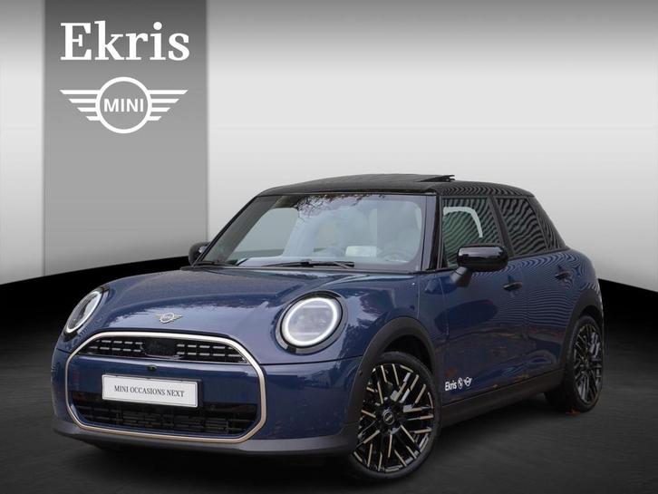 MINI 5-deurs Cooper C Favoured Trim | Pakket L | Glazen pano, Auto's, Mini, Bedrijf, Te koop, Cooper, 360° camera, Alarm, Dodehoekdetectie