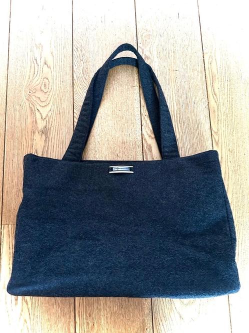 Tas Josephine en Co schoudertas shopper met rits grijs bag, Sieraden, Tassen en Uiterlijk, Tassen | Damestassen, Zo goed als nieuw