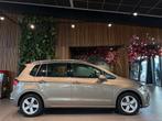 Volkswagen Golf Sportsvan 1.2 TSI Highline Uitklapbare trekh, Gebruikt, 4 cilinders, Alcantara, Beige