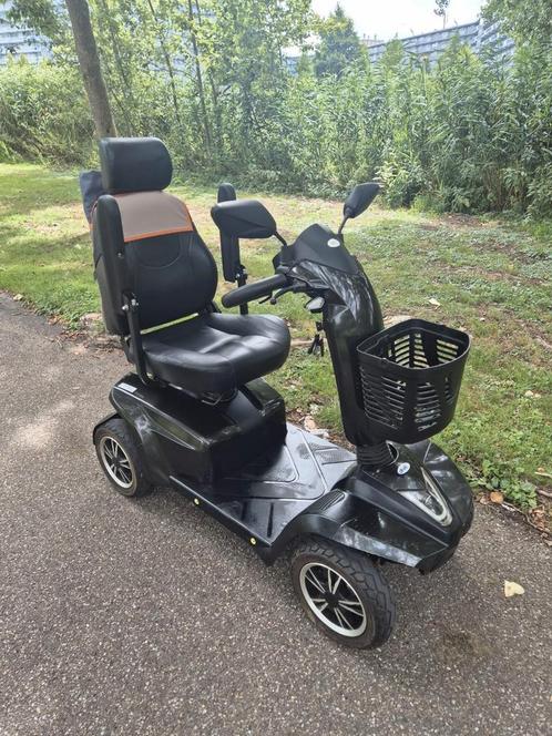 scootmobiel st5d drive
In nette en goede staat, Diversen, Brommobielen en Scootmobielen, Gebruikt, Ophalen