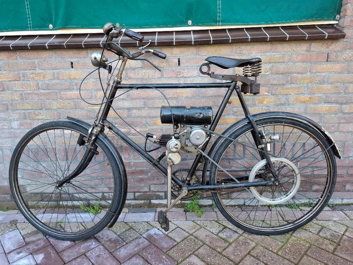 Fiets met RUPPE hulpmotor, Fietsen en Brommers, Brommers | Oldtimers, Overige merken, Maximaal 25 km/u, Ophalen