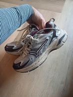 Pull bear sneakers bordeaux 42 41 zara axel steve madden, Kleding | Dames, Schoenen, Ophalen of Verzenden, Zo goed als nieuw, Rood