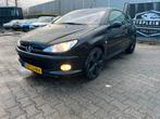 Peugeot 206 1.6 16V CC 2003 Zwart, Auto's, Peugeot, Voorwielaandrijving, Stof, 4 cilinders, Cabriolet
