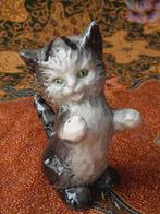 Vintage Goebel beeldje uit Duitsland van poes of kat 7,3 cm., Ophalen of Verzenden