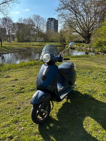 Vespa LX 50 beschikbaar voor biedingen