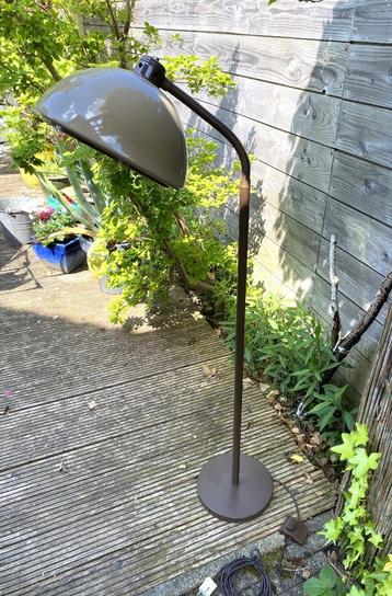 Leuke Space Age Vloerlamp - vintage retro mushroom seventies beschikbaar voor biedingen