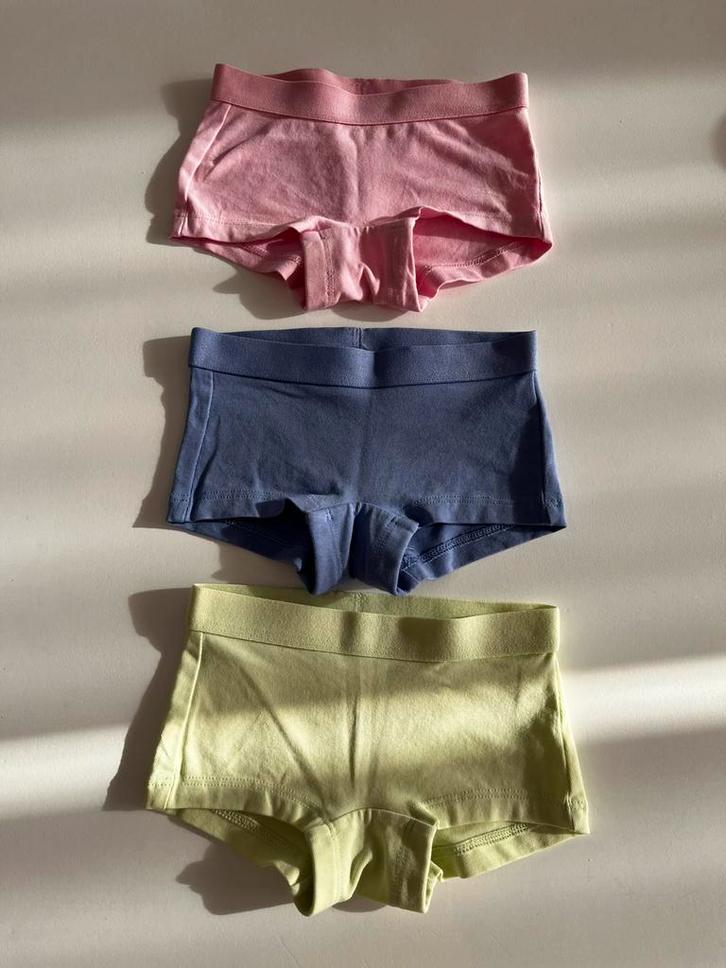 Te koop: Hema boxers. Nieuw maat 86, Kinderen en Baby's, Babykleding | Maat 86, Nieuw, Meisje, Nacht- of Onderkleding, Ophalen of Verzenden