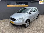 Volkswagen Fox 1.4 Trendline*Nieuwe Apk*, Voorwielaandrijving, Gebruikt, Zwart, 4 cilinders