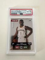 Panini NBA sticker Zion Williamson adrenalyn PSA 8, Ophalen of Verzenden, Nieuw, Sticker