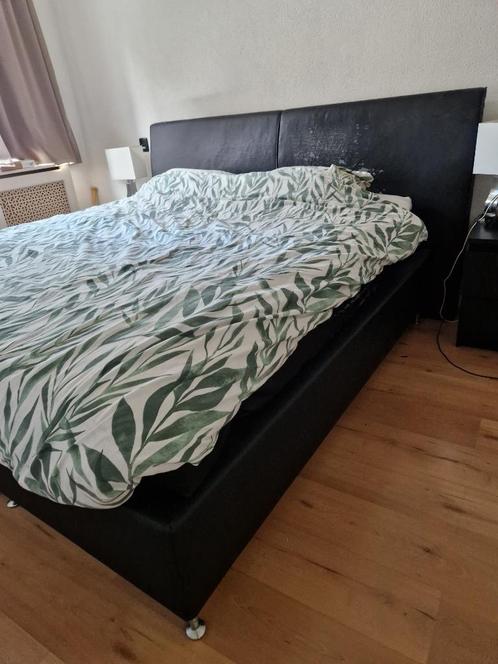 boxspring, Huis en Inrichting, Slaapkamer | Boxsprings, Gebruikt, 180 cm, 200 cm, Tweepersoons, Zwart, Ophalen