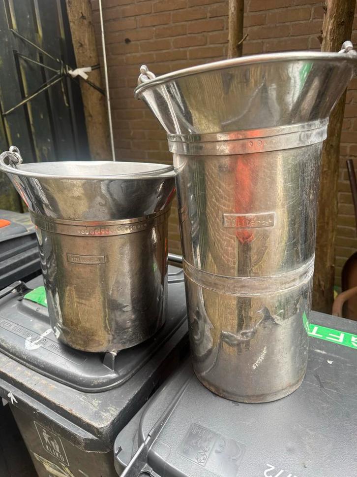 2 RVS Maatkannen - 10 Liter, Antiek en Kunst, Antiek | Vazen, Ophalen