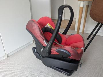 Maxi Cosi met Easy Base beschikbaar voor biedingen