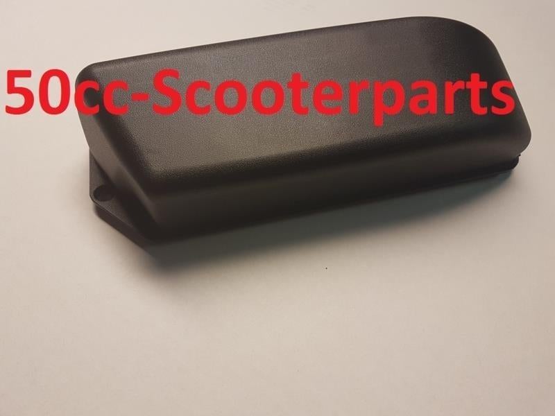 Accudeksel Piaggio Fly origineel 621978, Ophalen of Verzenden