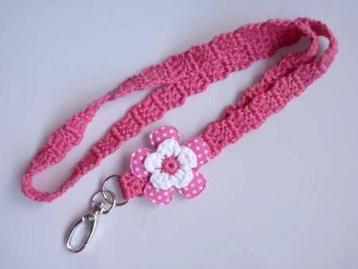 Gehaakt keycord Polkadot - fuchsia beschikbaar voor biedingen