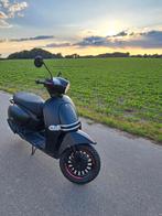 GTS BELLAVISTA scooter izgst dealer onderhouden 6010 km, Ophalen, Zo goed als nieuw
