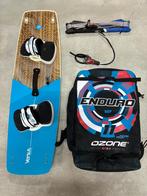 Enduro V2 11m + Ten The Act 135x40 + Ozone Bar, Watersport en Boten, Kitesurfen, Ophalen, Gebruikt, Kitesurf-set, Twintip