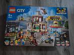LEGO 60271 | LEGO City Marktplein van de populaire TV serie, Verzenden, Nieuw