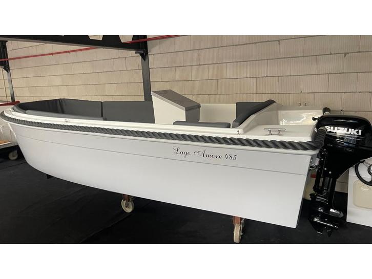 Lago Amore 485, Watersport en Boten, Sloepen, Nieuw, 70 pk of meer, 3 tot 6 meter, Buitenboordmotor, Benzine, Polyester