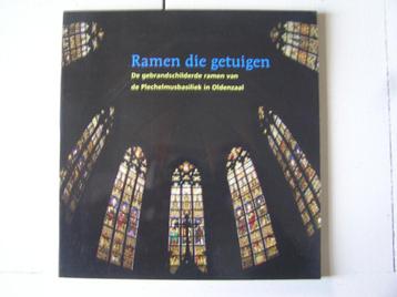 Oldenzaal. Ramen die getuigen. Plechelmusbasiliek. beschikbaar voor biedingen