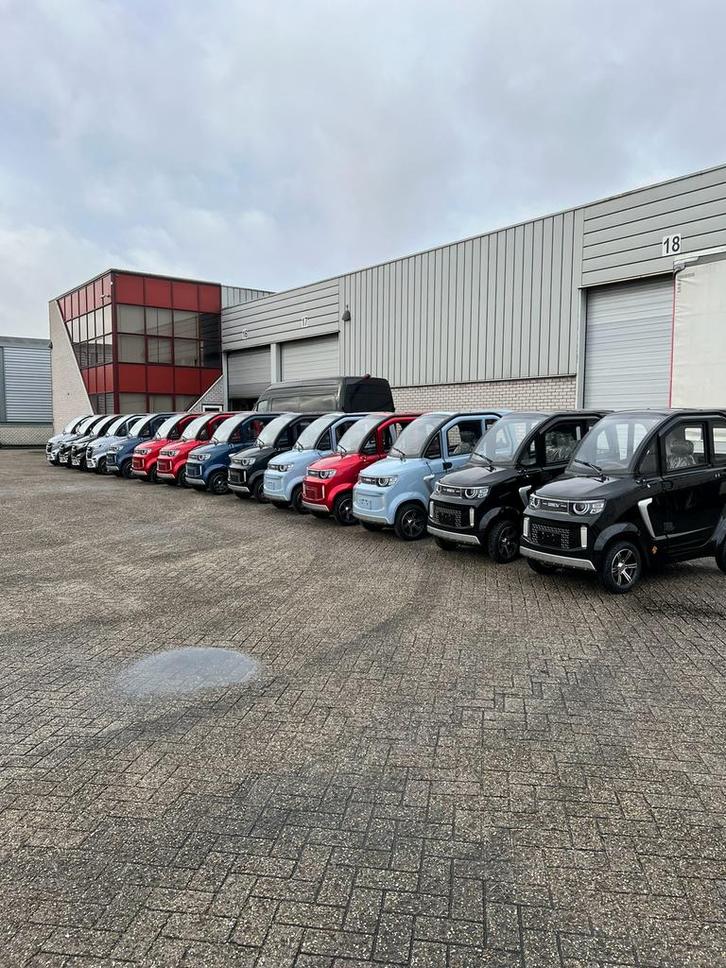 TTZ ELECTRIC gesloten invalide wagens RIJBEWIJS VRIJ!!!!!!!!, Diversen, Brommobielen en Scootmobielen, Nieuw, Canta, 46 km of meer