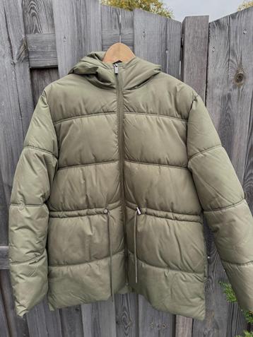Gewatteerde winterjas, maat 40, Army Green beschikbaar voor biedingen
