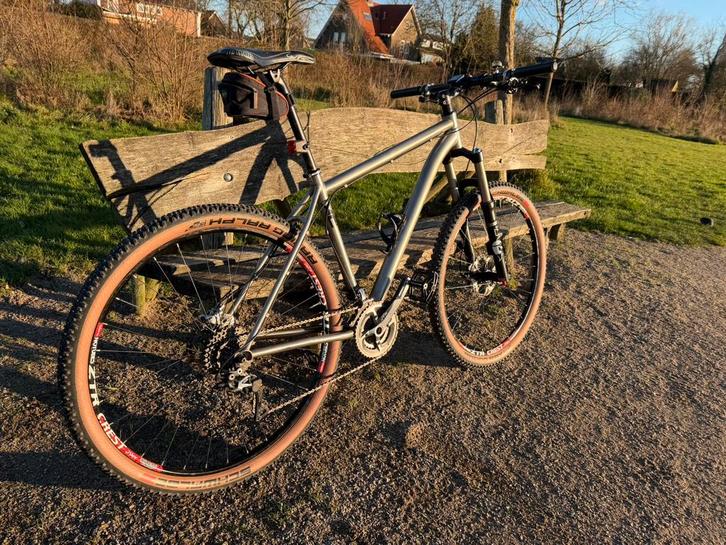 Linskey Bulls 29” Tirone Titanium MTB - XTR Afgemonteerd, Fietsen en Brommers, Fietsen | Heren | Sportfietsen en Toerfietsen, Zo goed als nieuw