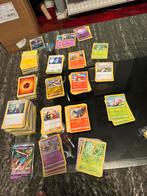 Pokemon grote bulk + pokemon stickers, Nieuw, Ophalen of Verzenden, Meerdere kaarten