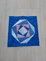 KLEINE QUILT/ PATCHWORK WANDKLEED, Ophalen of Verzenden, Zo goed als nieuw