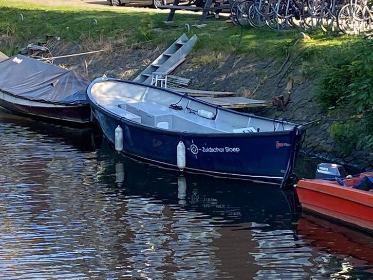 Prachtige Zuidschor sloep 7,5 m (goed onderhouden), Watersport en Boten, Sloepen, Gebruikt, 10 tot 30 pk, 6 meter of meer, Binnenboordmotor