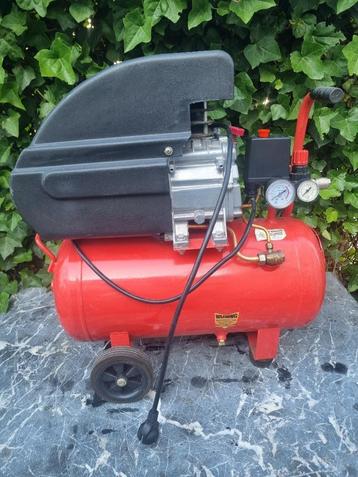 Mobiele Compressor klein formaat beschikbaar voor biedingen