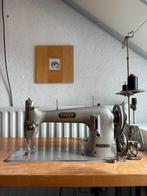 PFAFF Naaimachine met werkbank - System 34, Ophalen, Naaimachine, Industrieel, Gebruikt