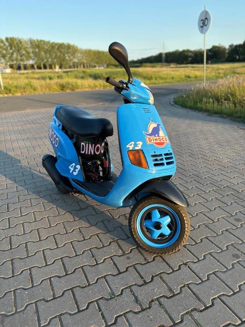 Piaggio Quartz 172cc LC 2T, Fietsen en Brommers, Scooters | Piaggio, Nieuw, Overige modellen, Maximaal 45 km/u, Tweetakt, Ophalen