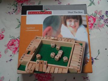2 x Shut the box gallery play 1 x nieuw en 1 x als nieuw beschikbaar voor biedingen