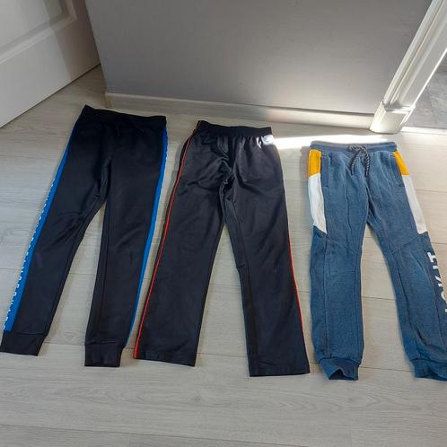 3 joggingbroeken maat 134/140 oa C&A, Kinderen en Baby's, Kinderkleding | Maat 134, Gebruikt, Jongen, Ophalen of Verzenden
