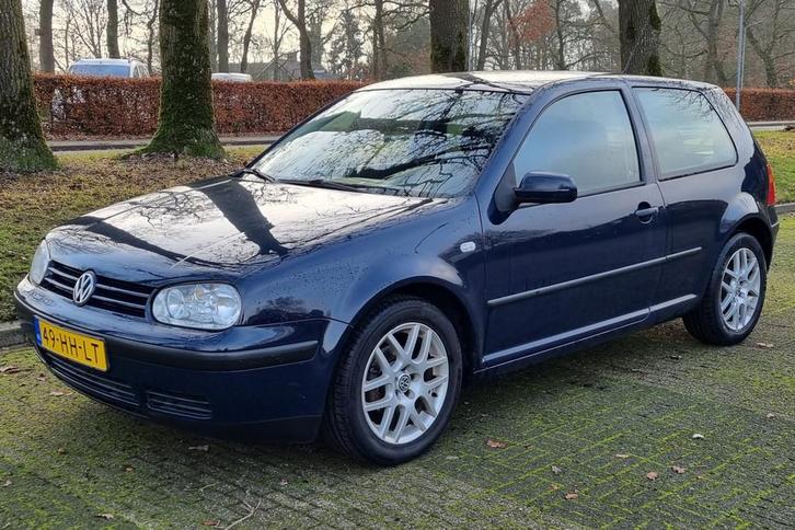 Volkswagen Golf 1.4-16V Trendline, APK t/m 06-2026, Bluetoot, Auto's, Volkswagen, Te koop, Golf, ABS, Airbags, Alarm, Bluetooth