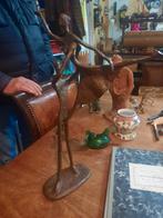 Bronzen beeld van dansers, Gebruikt, 50 tot 75 cm, Ophalen of Verzenden, Metaal