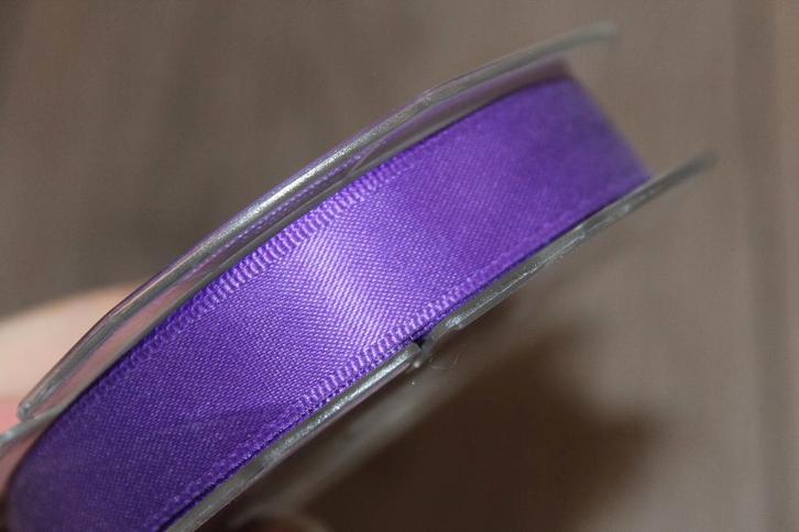 Satijn lint - Paars col. 183 - 15mm #2048, Hobby en Vrije tijd, Naaien en Fournituren, Nieuw, Lint, Band of Elastiek, Ophalen of Verzenden