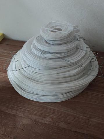 Bruiloftdecoratie / bruiloftversiering bv witte lampions beschikbaar voor biedingen