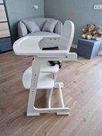 Mooie witte kinderstoel met tuigje, Kinderen en Baby's, Kinderstoelen, Ophalen, Gebruikt, Meegroeistoel