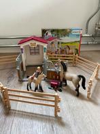 Schleich stal met paard en veulen, Ophalen of Verzenden, Zo goed als nieuw