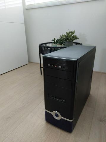 Computer Desktop - AMD Phenom II X6 1055T 6-core - 12GB DDR beschikbaar voor biedingen