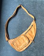 Mooi en handige leren crossbody Bear bag zgan, Sieraden, Tassen en Uiterlijk, Tassen | Damestassen, Ophalen of Verzenden, Zo goed als nieuw
