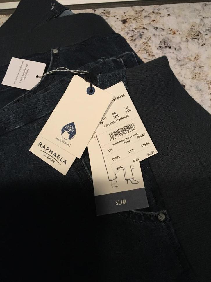 Brax Jeansbroeken 2 stuks met elastische band, Kleding | Dames, Spijkerbroeken en Jeans, Nieuw, Overige jeansmaten, Blauw, Ophalen of Verzenden