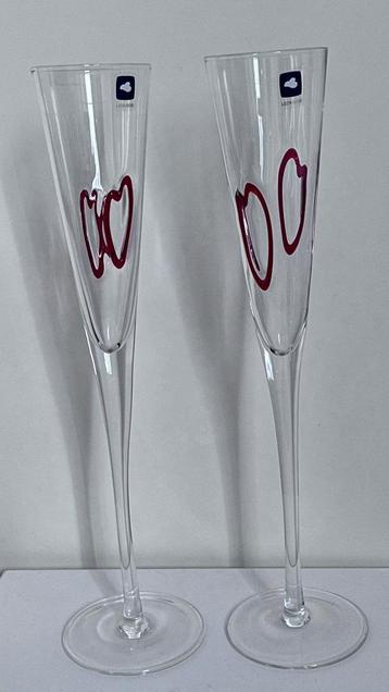 2x Leonardo champagne glazen flutes met hartjes beschikbaar voor biedingen