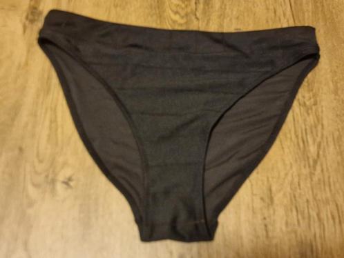 NIEUW Zwarte bikinislip mt 40 H&M, Kleding | Dames, Badmode en Zwemkleding, Nieuw, Zwart, Ophalen