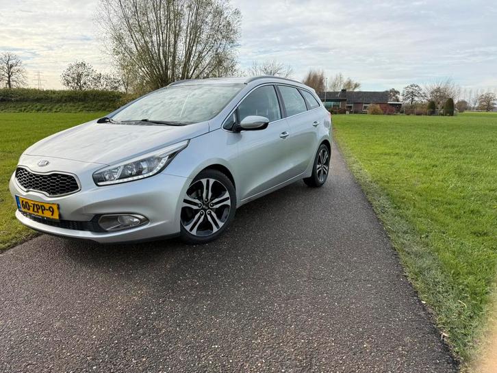 Kia (Pro) Cee d 1.6 GDI Sporty Wagon 2013 Grijs nw apk, Auto's, Kia, Bedrijf, (Pro) Cee d, Adaptive Cruise Control, Airbags, Airconditioning