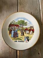 Vintage gekleurd  souvenir bord. De Haan / Le Coq Belgie., Ophalen of Verzenden